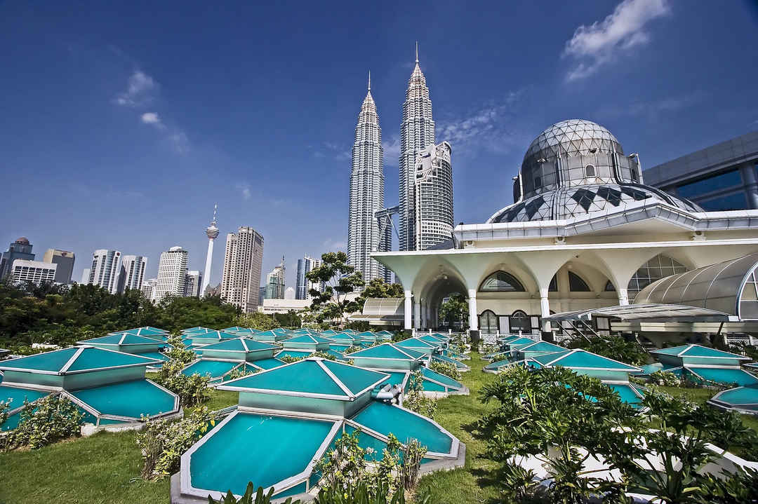 Discover the Best Charms of Malaysia!